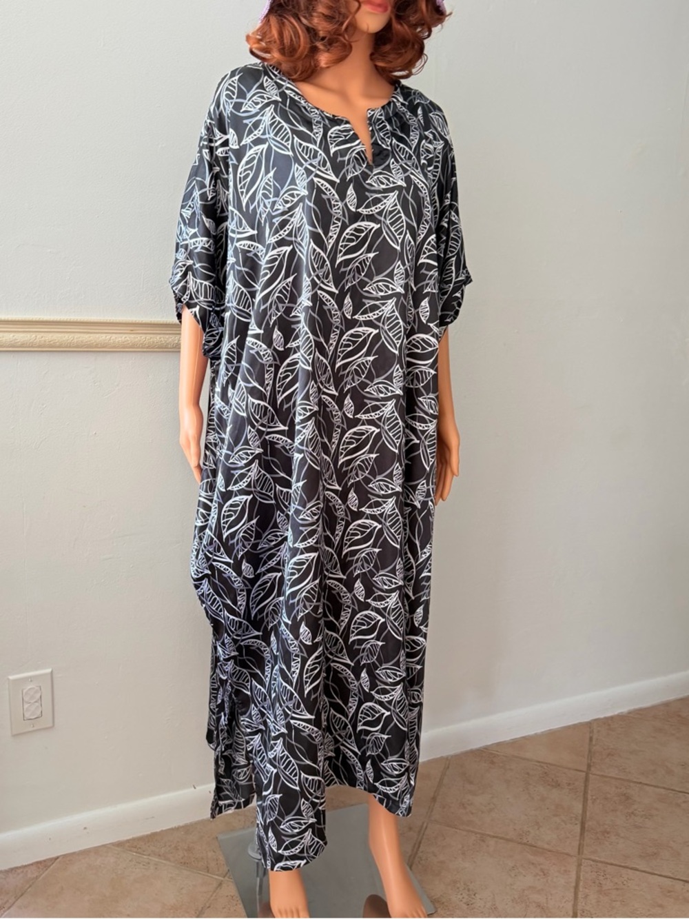 Vintage Coral Bay Black White Leaf Print Kaftan Summer Dress Mumu Caftan OSFM